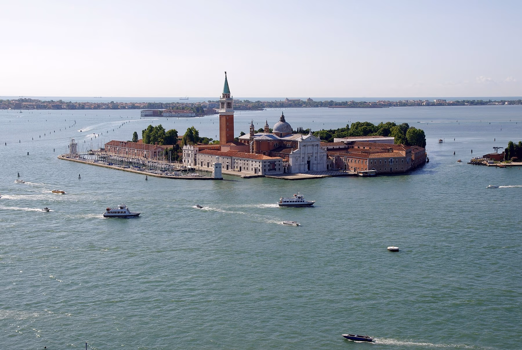 Vista su Piazza San Marco e il bacino dal campanile di San Giorgio Maggiore